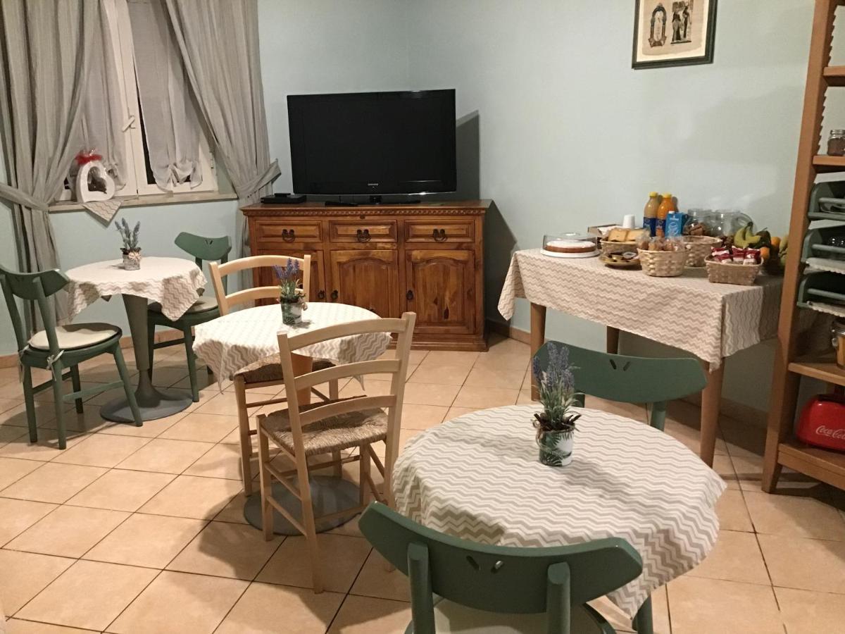 Achirina Bed And Breakfast Cisterna di Latina Exterior foto