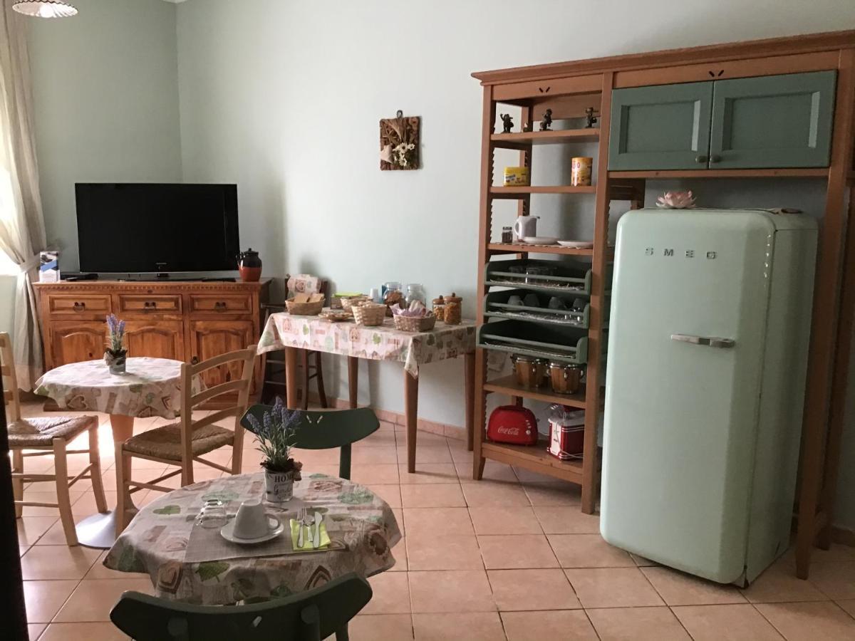 Achirina Bed And Breakfast Cisterna di Latina Exterior foto